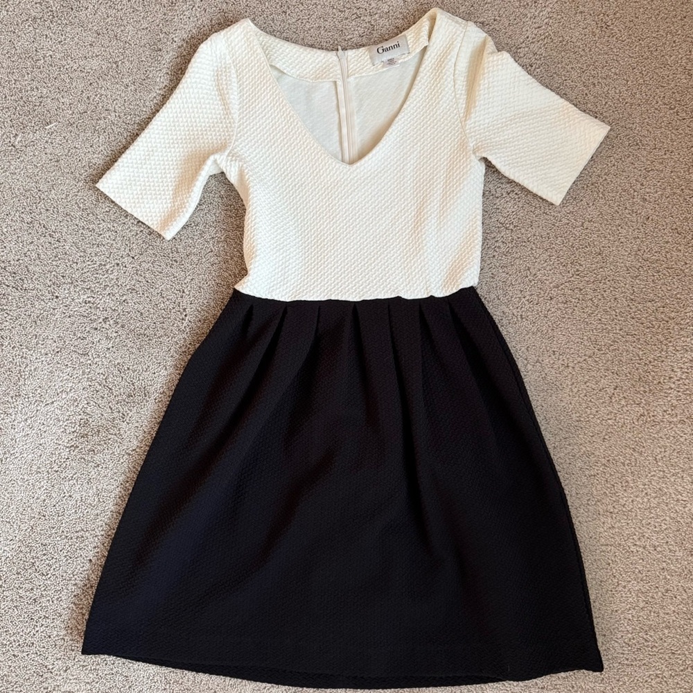 Ganni Black and White Dress S